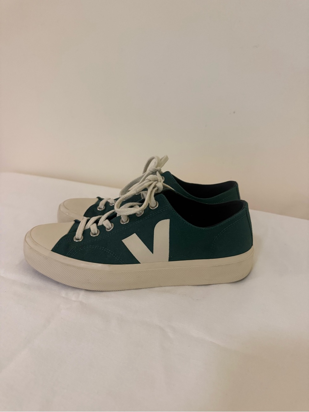 Veja Dark Green and White Low-Top Sneakers